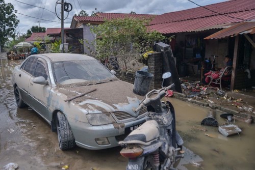 Insuran Bencana Alam Banjir (Claim Insurance Untuk Kereta)